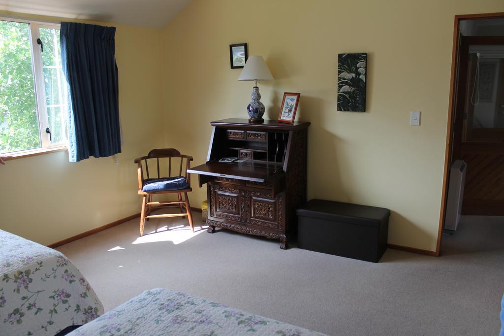Aroha Riccarton Bed And Breakfast Christchurch Ruang foto