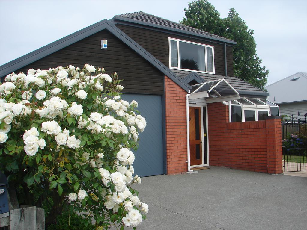 Aroha Riccarton Bed And Breakfast Christchurch Bagian luar foto